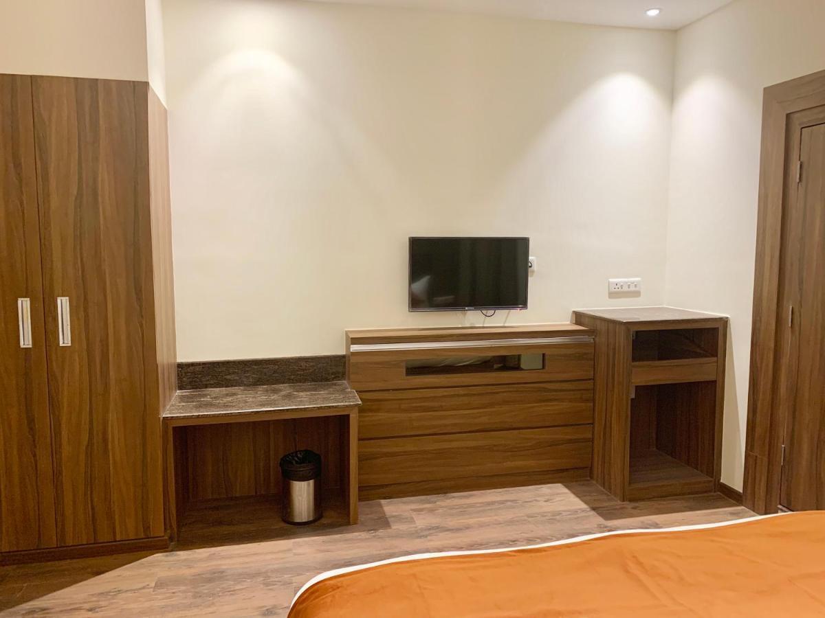 Rudrapur Hotel Amber מראה חיצוני תמונה