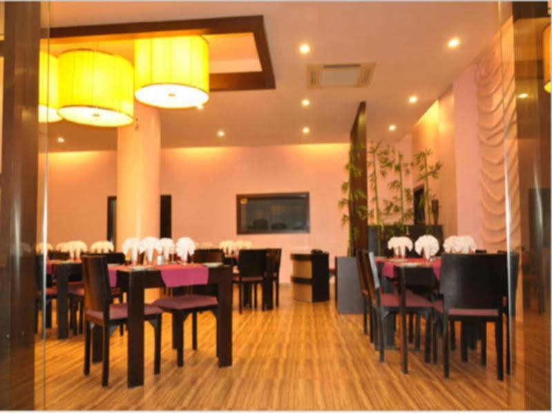 Rudrapur Hotel Amber מראה חיצוני תמונה