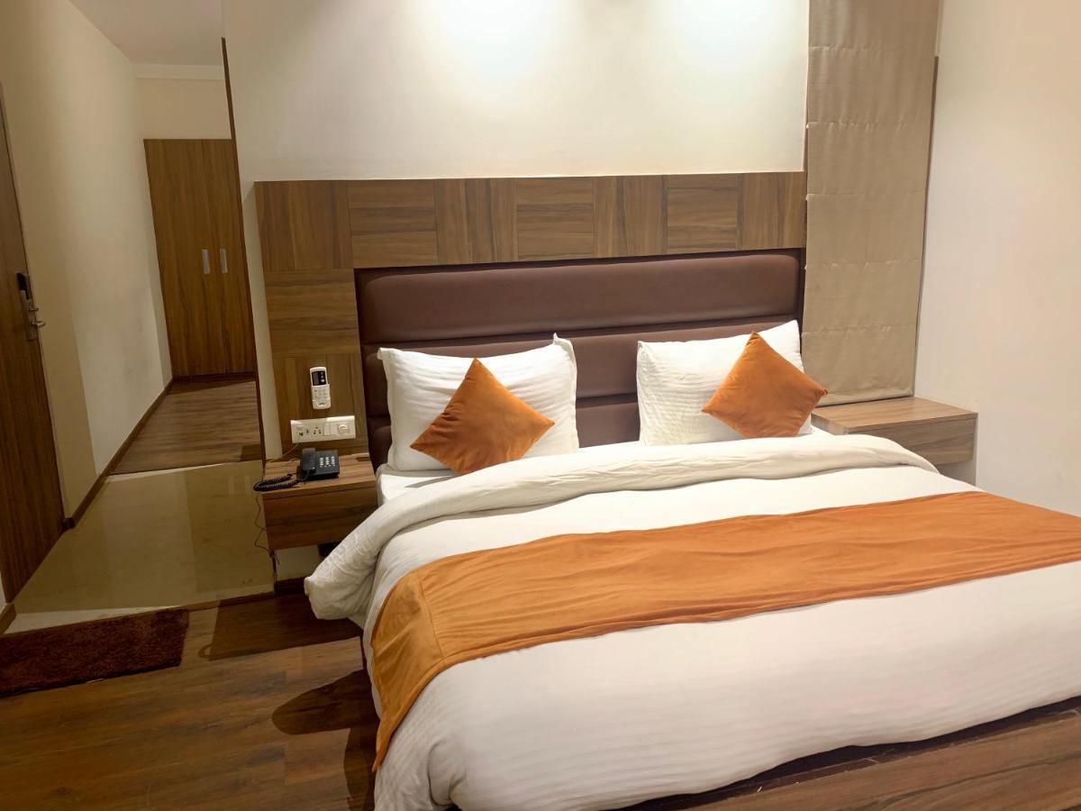 Rudrapur Hotel Amber מראה חיצוני תמונה